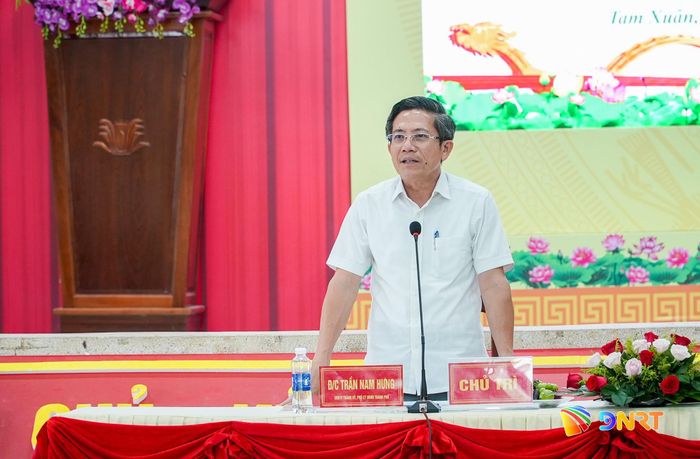 Phó Chủ tịch UBND thành phố Trần Nam Hưng phát biểu kết luận buổi làm việc. Ảnh: HỒ QUÂN