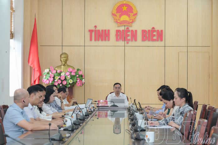 Đại biểu dự tại điểm cầu Điện Biên.