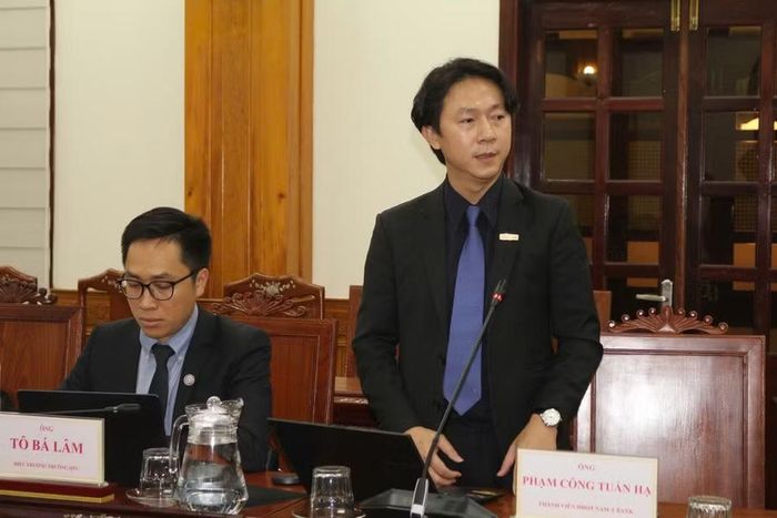  Đại diện Ngân hàng TMCP Nam Á trình bày định hướng hợp tác. Ảnh: H.Đ 