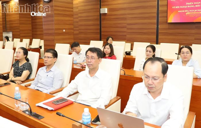 Các đại biểu dự phiên họp tại điểm cầu tỉnh Khánh Hòa.