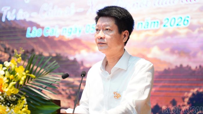 Đồng chí Nguyễn Thế Phước - Phó Bí thư Tỉnh ủy, Chủ tịch Ủy ban MTTQ Việt Nam tỉnh phát biểu tại chương trình.