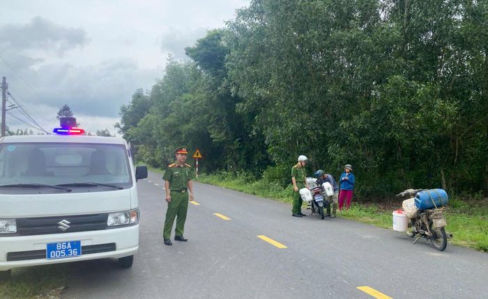 Trước thực trạng tai nạn gia tăng trên tỉnh lộ, Công an xã Suối Kiết tăng cường tuần tra, xử lý hành vi vi phạm giao thông