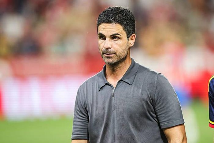 Mikel Arteta và các học trò nên phớt lờ truyền thông xứ sở sương mù.