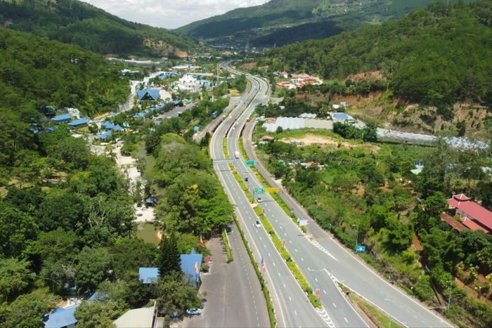 Hệ thống giao thông đồng bộ đang được Lâm Đồng đầu tư sẽ bổ trợ hiệu quả trong quá trình liên kết vùng