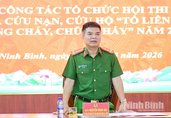 Đại tá Nguyễn Minh Hải, Phó Giám đốc Công an tỉnh, Phó Trưởng ban Thường trực Ban Tổ chức Hội thi phát biểu tại hội nghị.
