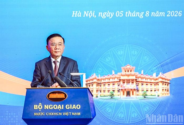 Đồng chí Thường trực Ban Bí thư Trần Cẩm Tú phát biểu chỉ đạo tại phiên họp. Ảnh: Nhandan.vn