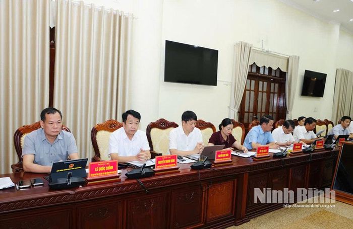 Các đại biểu dự hội nghị.