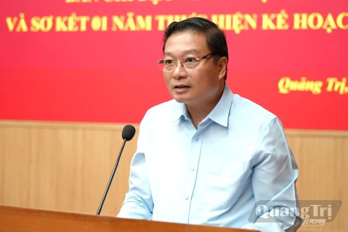 Đồng chí Lê Hồng Vinh, Chủ tịch UBND tỉnh phát biểu kết luận tại hội nghị - Ảnh: T.Đ