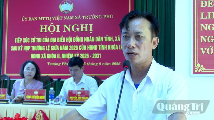 Cử tri xã Trường Phú bày tỏ sự phấn khởi trước những kết quả phát triển kinh tế-xã hội của tỉnh đã đạt được - Ảnh: Quang Ngọc