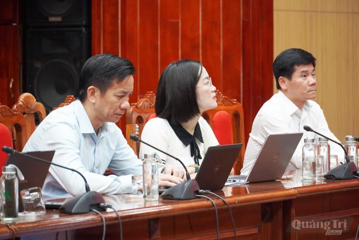 Các đại biểu tham dự phiên thảo luận tại điểm cầu tỉnh Quảng Trị - Ảnh: X.P