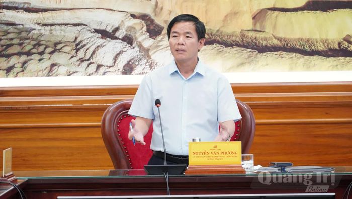Đồng chí Nguyễn Văn Phương, Bí thư Tỉnh ủy yêu cầu phải cụ thể hóa từng công việc, giao chỉ tiêu cụ thể cho từng ngành, lĩnh vực, địa phương trong hoàn thành mục tiêu tăng trưởng GRDP của tỉnh - Ảnh: Q.V