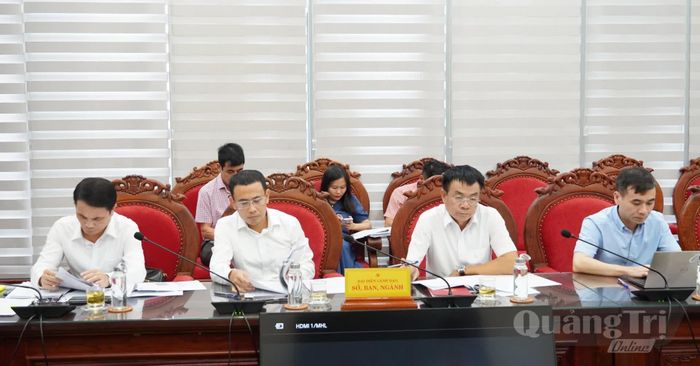 Đại biểu tham dự buổi làm việc - Ảnh: Q.V