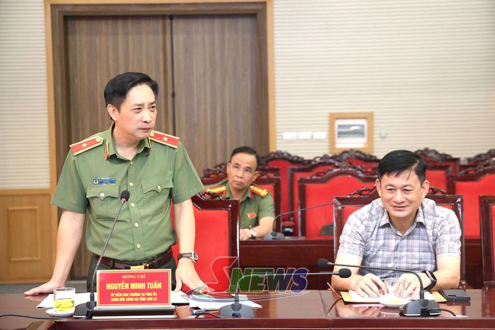 Lãnh đạo Công an tỉnh phát biểu tại cuộc làm việc.