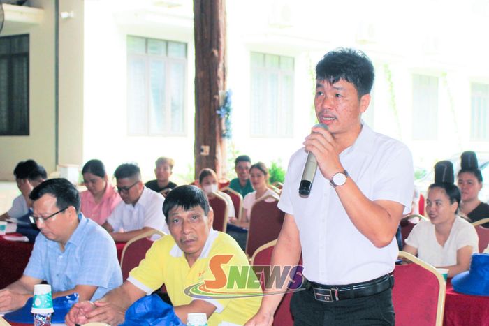 Các hộ nuôi cá đặt câu hỏi, trao đổi về những khó khăn, vướng mắc trong quá trình sản xuất tại hội thảo.