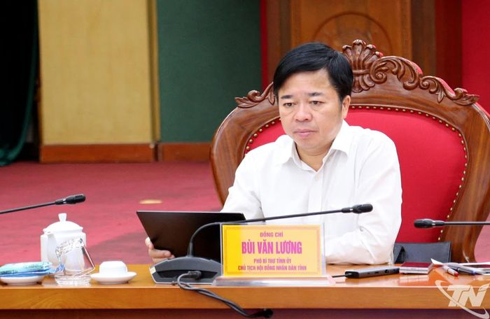 Đồng chí Bùi Văn Lương dự phiên họp tại điểm cầu Thái Nguyên.