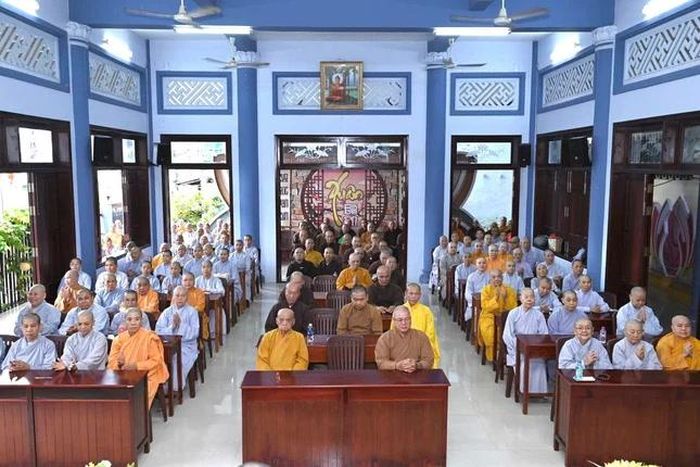 Chư Tăng Ni tham dự