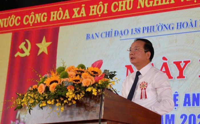 Trưởng Ban Tuyên giáo Trung ương Trịnh Văn Quyết phát biểu chỉ đạo.