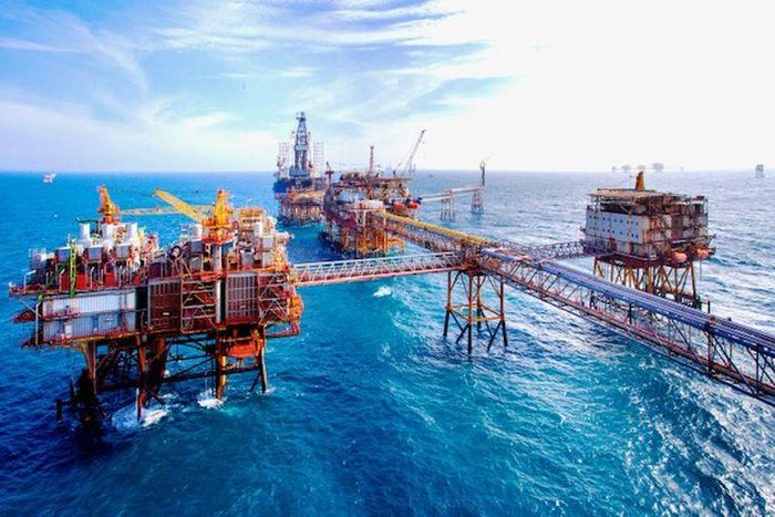 Khai thác dầu khí trên mỏ Bạch Hổ - Ảnh: Nguyễn Trường Sơn
