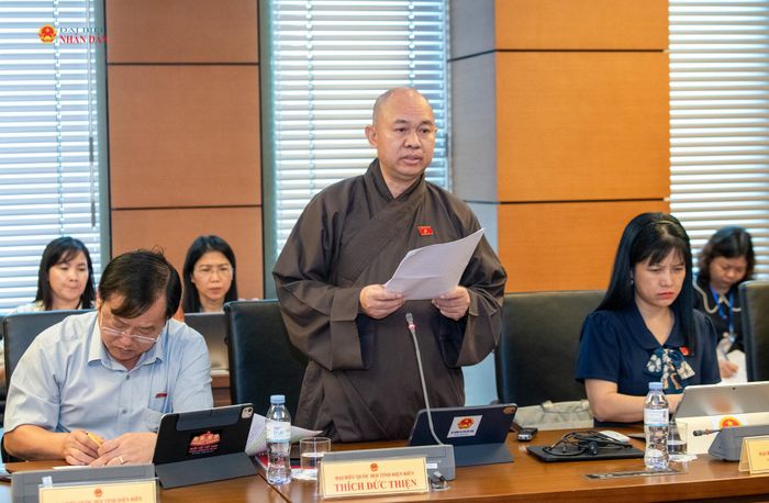 ĐBQH Thích Đức Thiện (Điện Biên). Ảnh: Lâm Hiển