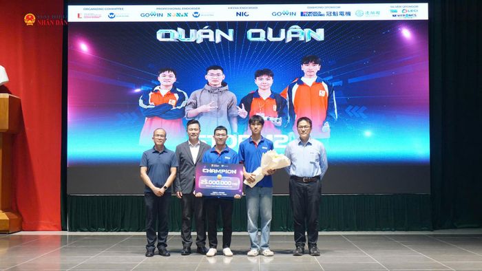 Giải Nhất Cuộc thi Thiết kế MCU-FPGA Hà Nội 2026 thuộc về đội STORM2 (Đại học Công nghiệp Hà Nội)