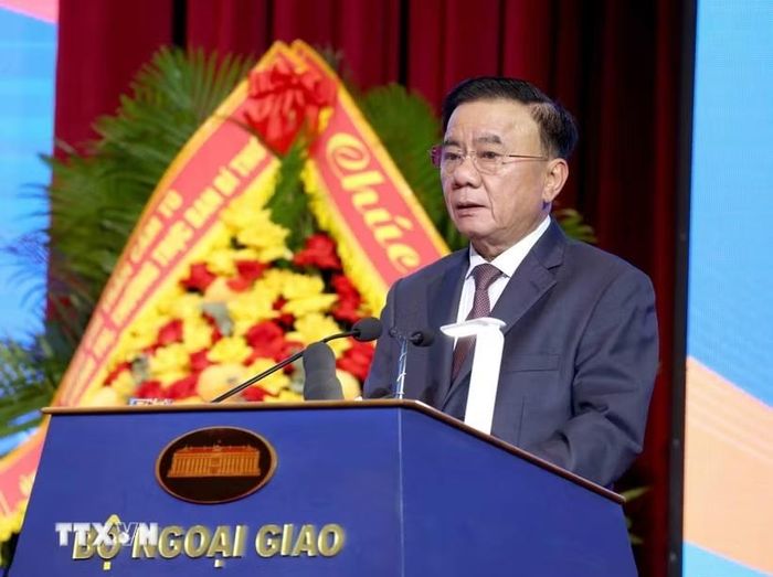 Thường trực Ban Bí thư Trần Cẩm Tú phát biểu tại phiên họp. Ảnh: TTXVN