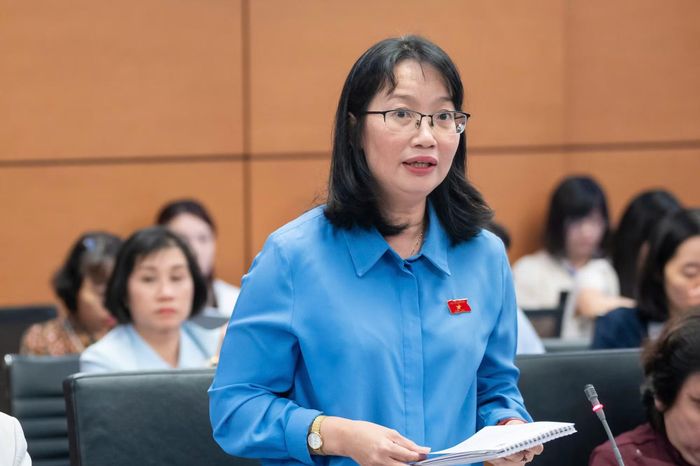 Đại biểu Trần Thị Diệu Thúy cho rằng, dự thảo luật vẫn chủ yếu tiếp cận theo phương thức quản lý, quản trị ngành xuất bản truyền thống.
