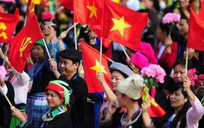 Quan điểm lấy con người làm trung tâm của sự phát triển không chỉ là mục tiêu hướng tới mà đã và đang được thực hiện một cách có hệ thống ở Việt Nam.Ảnh: vtv.vn