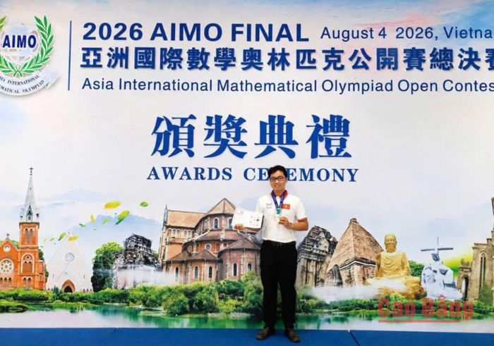 Vũ Xuân Hưng - học sinh Trường THPT Chuyên Cao Bằng đoạt Huy chương Bạc Vòng Chung kết Quốc tế AIMO 2026.