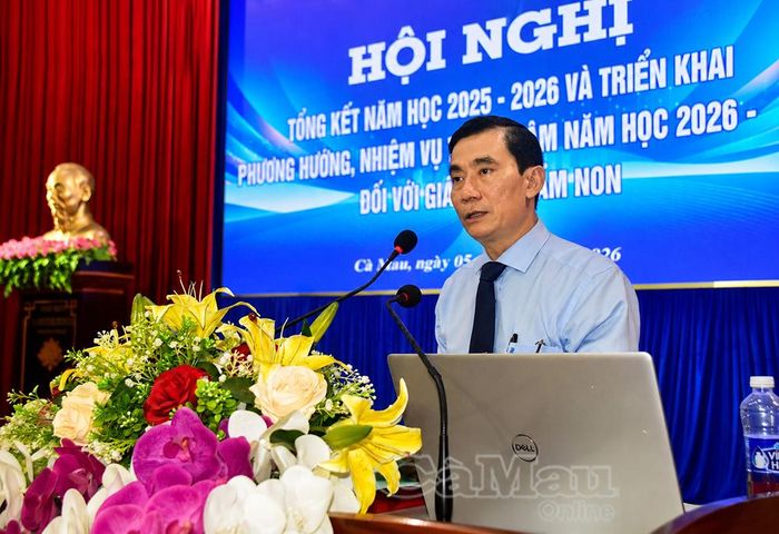 Tiến sĩ Lê Hoàng Dự, Phó Giám đốc Sở GD&ĐT, phát biểu kết luận hội nghị tổng kết GDMN.