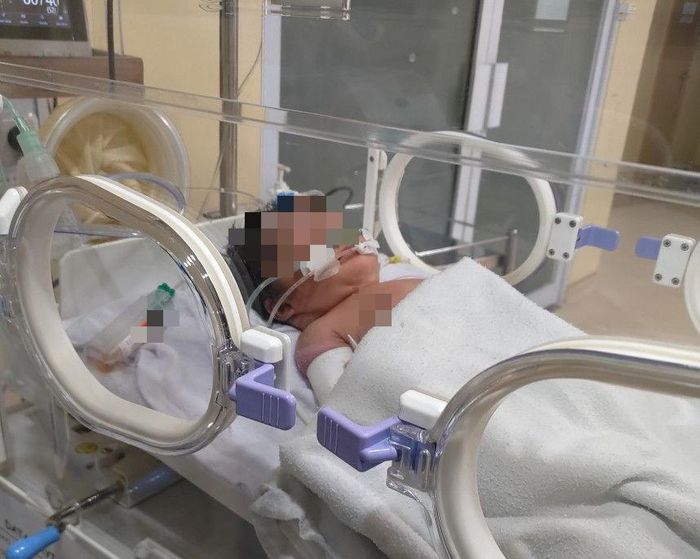 Đẻ rơi gây nguy hiểm cho cả mẹ và bé