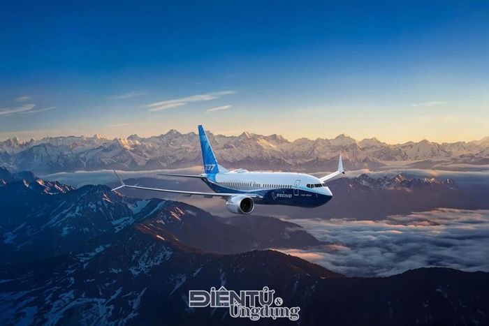 Boeing 737-7 mới được khai thác thương mại