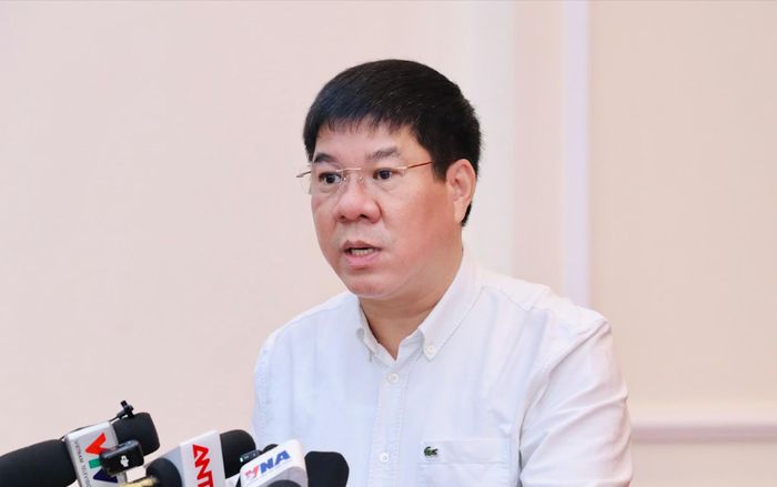Ông Huỳnh Văn Chương, Cục trưởng Cục Quản lý chất lượng, Bộ GD&ĐT phát biểu tại họp báo.