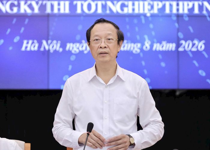 Thứ trưởng Thường trực Bộ Giáo dục và Đào tạo Phạm Ngọc Thưởng kết luận tại cuộc họp báo. Ảnh: Moet