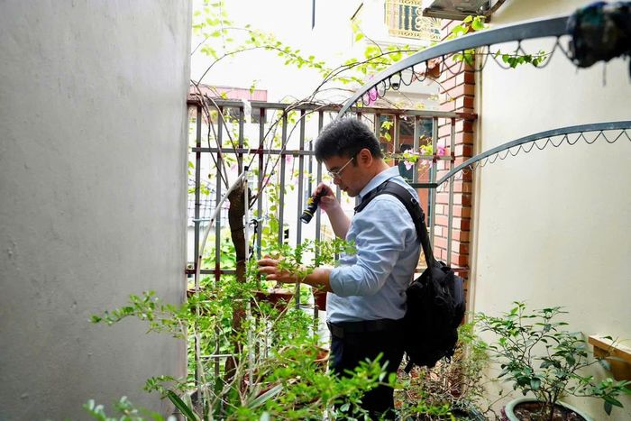 Kiểm tra những địa điểm có nguy cơ cao. Ảnh: Nguyễn Hiên.