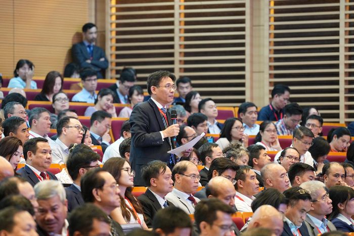 Các đại biểu đóng góp ý kiến trong phiên thảo luận mở. Ảnh: Hoàng Linh