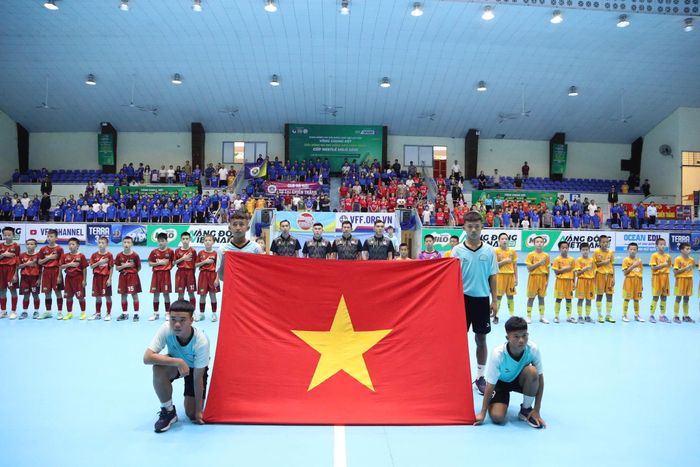 Lễ trao giải và bế mạc Giải bóng đá Nhi đồng (U11) toàn quốc 2026 diễn ra ngay sau trận chung kết. Ảnh BTC