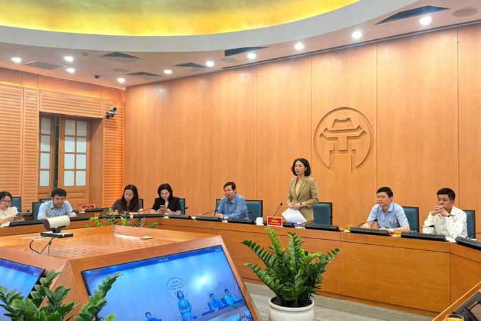 Phó Chủ tịch UBND thành phố Vũ Thu Hà chủ trì hội nghị. Ảnh: Mai Hoa