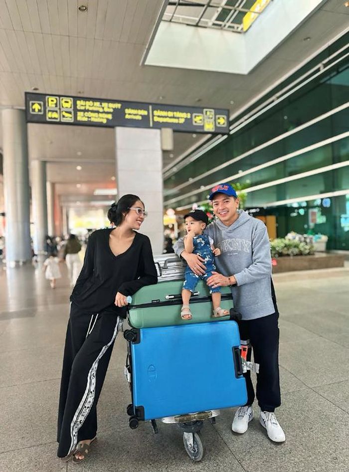 Hiện tại, khi trở về nước hoạt động, cuộc sống của diễn viên Quang Minh ngày càng viên mãn.