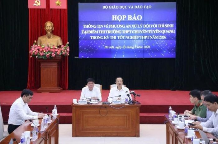 Họp báo của Bộ Giáo dục và Đào tạo sáng 5/8. 