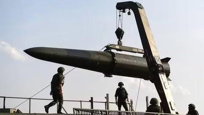 Toàn bộ số tên lửa Nga đều vượt qua lưới phòng không, trong khi 17 UAV và các tên lửa đã đánh trúng 26 mục tiêu, mảnh vỡ cũng rơi xuống 6 khu vực khác.