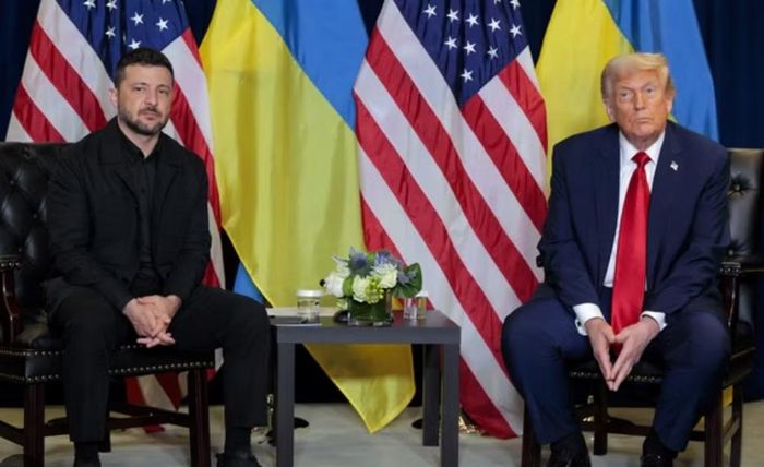 Theo Financial Times ngày 5/8, ông Zelensky đã đề nghị Mỹ chuyển giao khoảng 300 tên lửa Patriot trong khuôn khổ "gói hỗ trợ mùa đông khẩn cấp", nhằm giúp Ukraine đối phó các đợt tập kích quy mô lớn của Nga vào hạ tầng năng lượng.