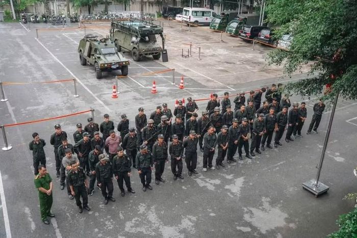 Với tinh thần quyết tâm cao, cán bộ, chiến sĩ Phòng Cảnh sát cơ động quyết tâm đạt kết quả cao tại Hội thi lái xe và thực hành kỹ chiến thuật trên phương tiện đặc chủng năm 2026