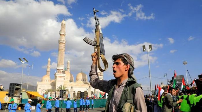 Đến nay, giới chức Arab Saudi chưa đưa ra bình luận về các tuyên bố của Houthi.