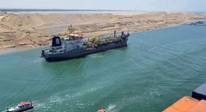 Hiện lưu lượng tàu dầu của Arab Saudi qua eo biển Bab al-Mandab đã giảm đáng kể, trong khi nhiều tàu vẫn tiếp tục di chuyển qua tuyến kênh đào Suez.