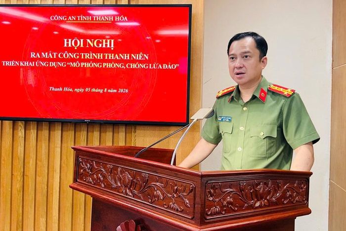 Đại tá Trần Thái Quang Hoàng, Phó Giám đốc Công an tỉnh Thanh Hóa phát biểu chỉ đạo tại lễ ra mắt ứng dụng "Mô phỏng phòng, chống lừa đảo". Ảnh: Công an Thanh Hóa