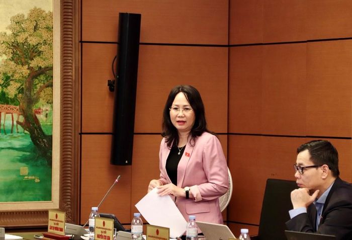 Bộ trưởng Bộ VHTTDL Lâm Thị Phương Thanh phát biểu thảo luận