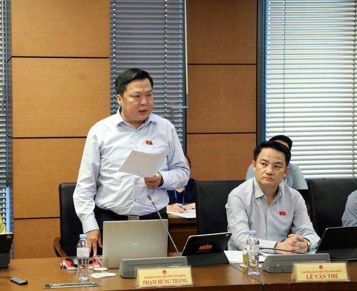 Đại biểu Phạm Hùng Thắng phát biểu