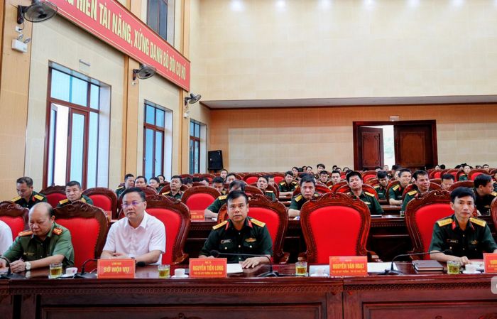 Các đại biểu dự hội nghị
