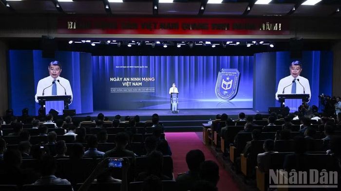 Quang cảnh Lễ Mít-tinh hưởng ứng Ngày An ninh mạng Việt Nam. (Ảnh: Trần Hải)