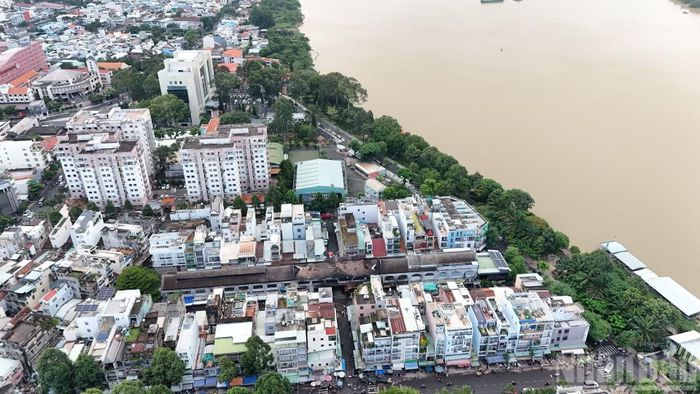 Khu vực cháy gần sông Đồng Nai.